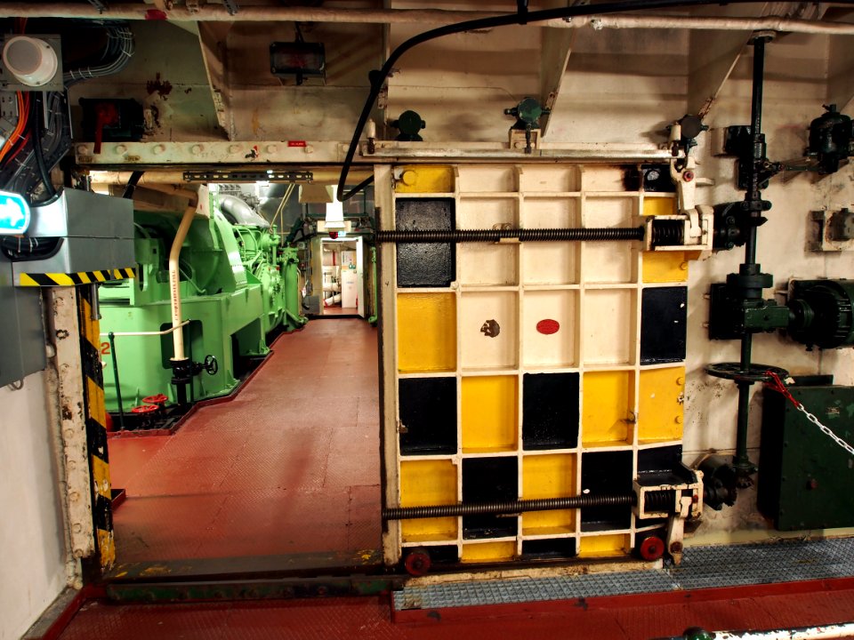 SS Rotterdam, Bulkhead, pic2