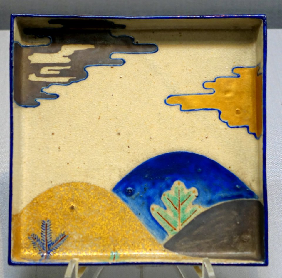 Square dish with distant mountain and young pine design, by Eiraku Wazen, Edo period, 1800s AD, ceramic, overglaze enamel - Tokyo National Museum - Ueno Park, Tokyo, Japan - DSC08870