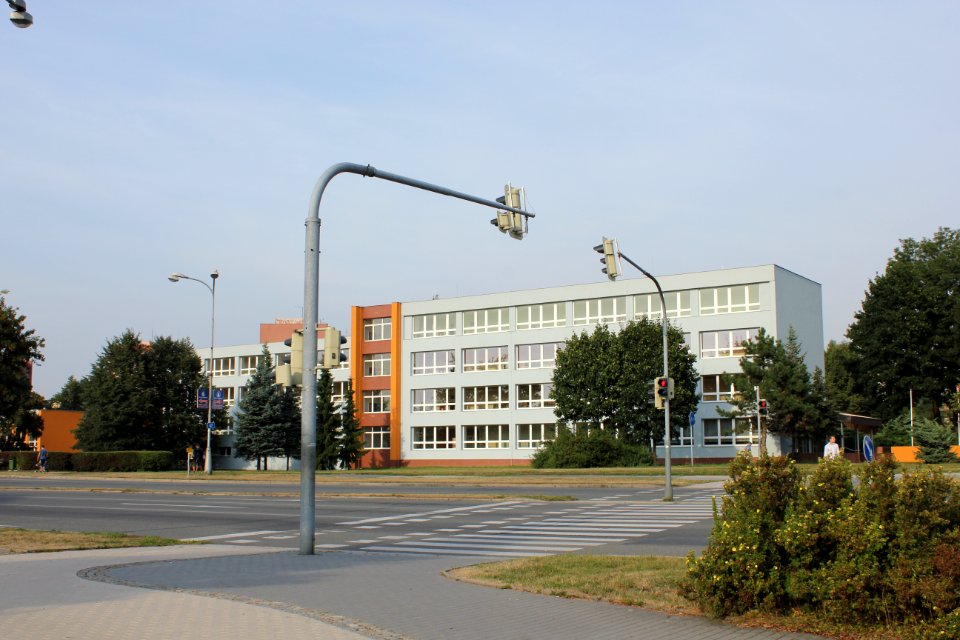 Střední zdravotnická škola - Karviná (2)