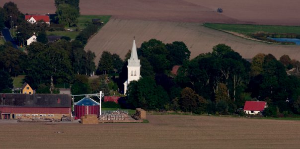 Stångby kyrka–flygbild 06 september 2014