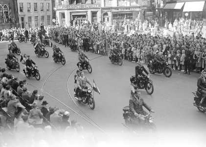 Sportweek, motoren, Bestanddeelnr 903-4618