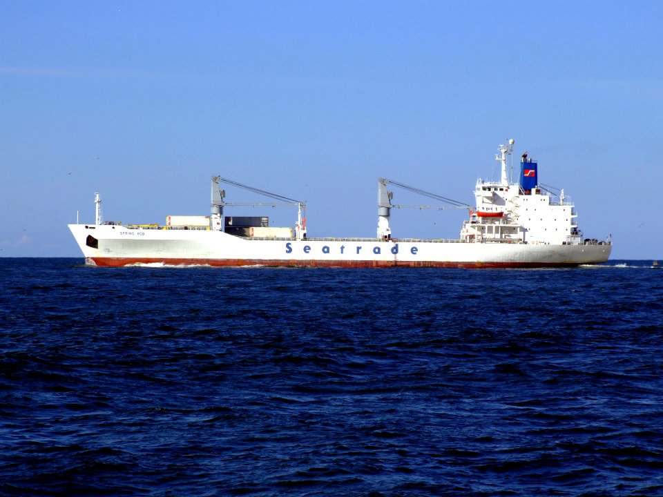 Spring Bob p2 leaving Port of Rotterdam 29-Aug-2007