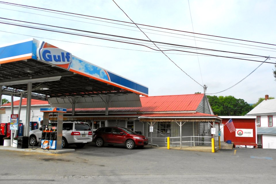 Spring Run PA Post Office and gas station 17262