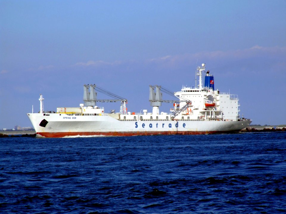 Spring Bob p1 leaving Port of Rotterdam 29-Aug-2007