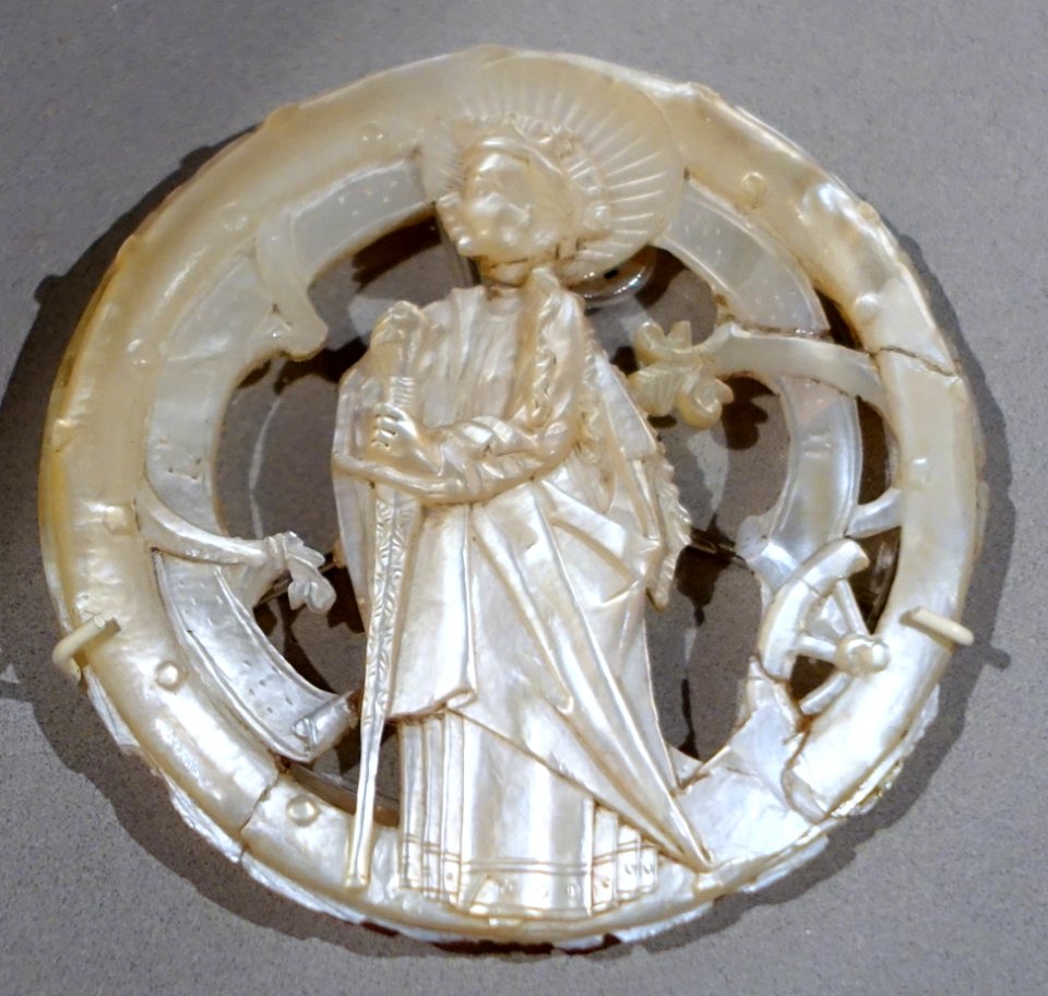 St. Catherine, Germany or Netherlands, c. 1500, mother of pearl - Bode-Museum - DSC03651