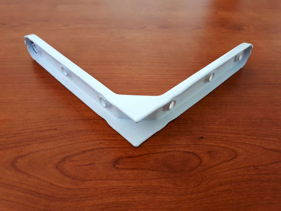 Squared white metallic shelf bracket - 13 cm - C