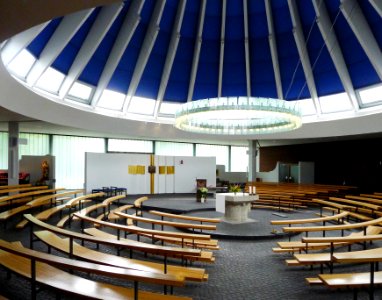 St. Dominicus (Gropiusstadt) Kirchsaal