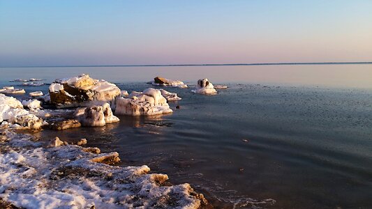 Ice calm stones