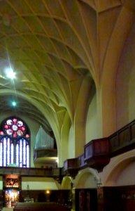 St. Elisabeth (Berlin-Schöneberg) Blick zur Straßenfront