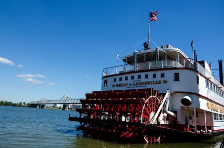 Paddle steamers louisville ship