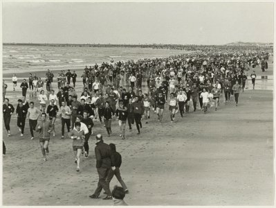 Strandloop te IJmuiden