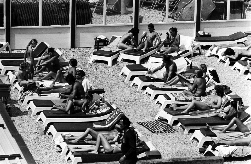 Stranden, badgasten, zomer, zonnebaden, Bestanddeelnr 930-9361