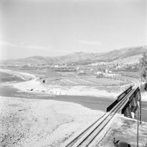 Strand, riviermond en Middellandsezee nabij Nahr el Kelb, Bestanddeelnr 255-6416