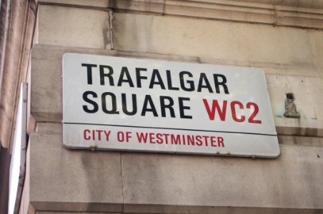 Street sign Trafalgar Square