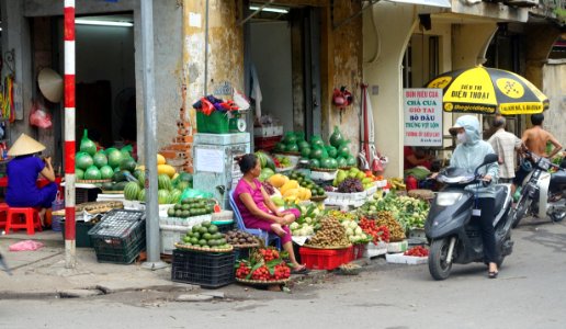 Street market - Hanoi, Vietnam - DSC03475