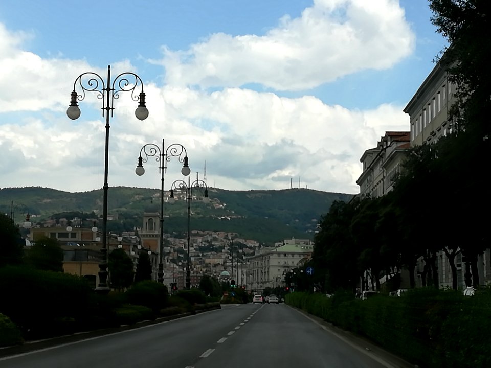 Street in Trieste 54
