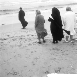 Strand bij storm Zandvoort, Bestanddeelnr 914-3007