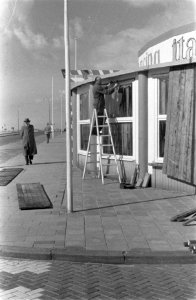 Strandleven in Zandvoort loopt ten einde, Bestanddeelnr 911-6286