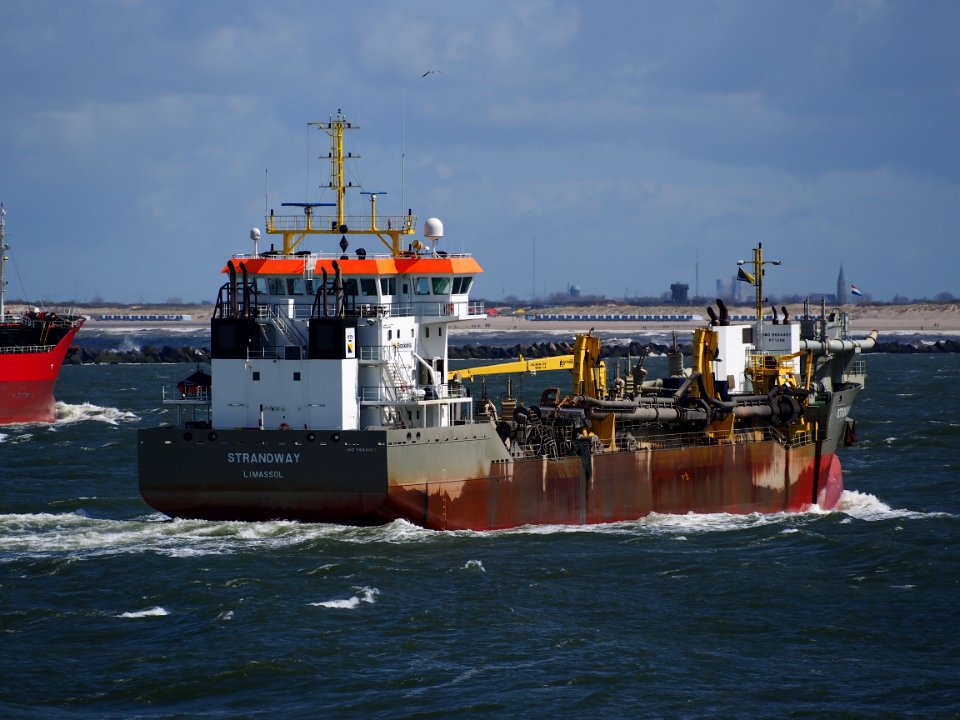 Strandway (ship, 2014) IMO 9664457 - Hopper Dredger, Port of Rotterdam, pic7