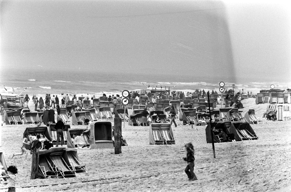 Strandstoelen, stranden, zeeën, Bestanddeelnr 927-9168