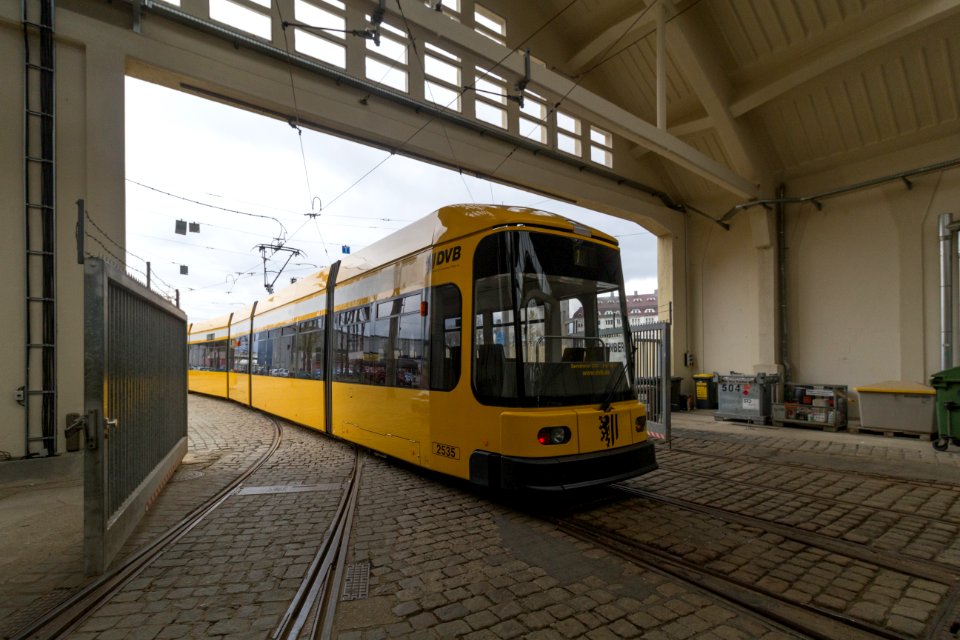 Straßenbahnwagen 2535 im Betriebshof Waltherstraße Dresden (3)