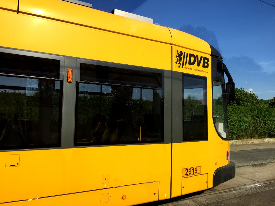 Straßenbahnwagen 2615 Dresden 2