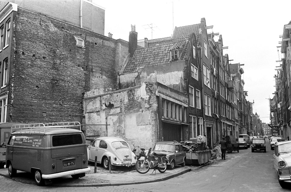 Straatbeeld met afbraakpanden, Bestanddeelnr 921-6533