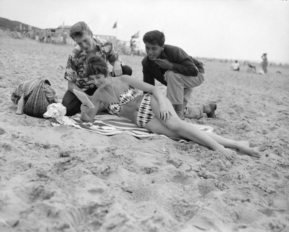Strandleven te Scheveningen, Bestanddeelnr 909-7871