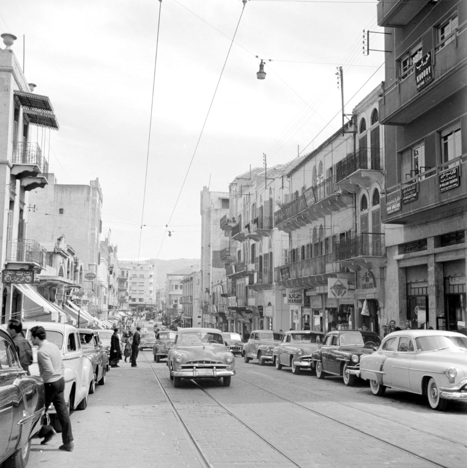 Straatbeeld van de Rue Weygand in Beiroet, Bestanddeelnr 255-6220