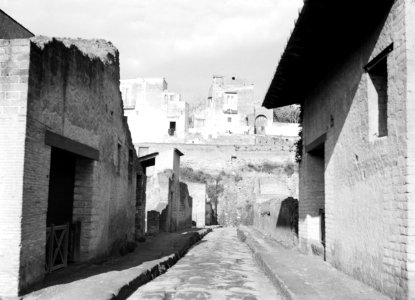 Straatbeeld in de ruines van de stad Herculaneum, Bestanddeelnr 255-8833