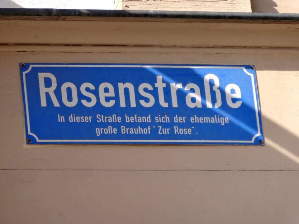Straßenschild der Rosenstraße in Arnstadt