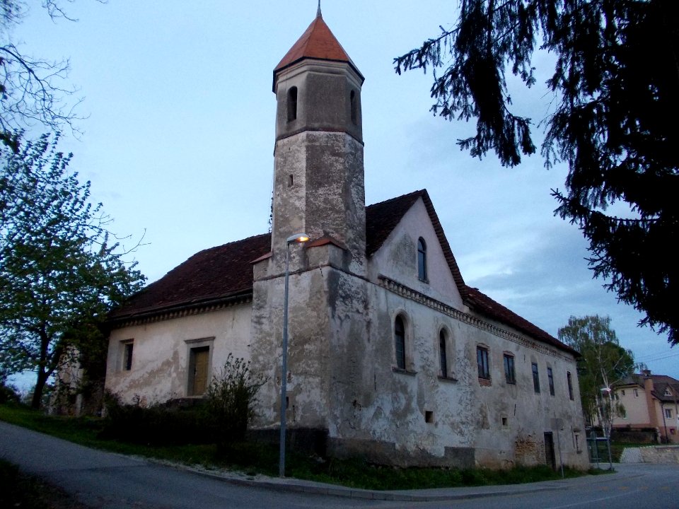 Straža Mansion 01