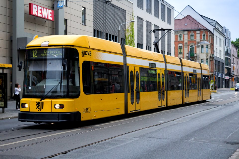 Straßenbahnwagen 2581 Dresden (2)