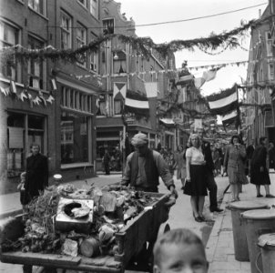 Straatbeeld. Straatnaambord Eerste .dwarsstraat. Centrujm, Bestanddeelnr 900-4853