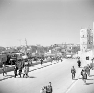 Straatbeeld buiten de stadsmuur, Bestanddeelnr 255-5291
