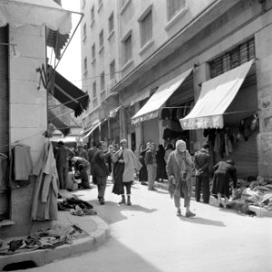 Straatbeeld in Beiroet, Bestanddeelnr 255-6238