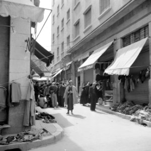 Straatbeeld in Beiroet, Bestanddeelnr 255-6237