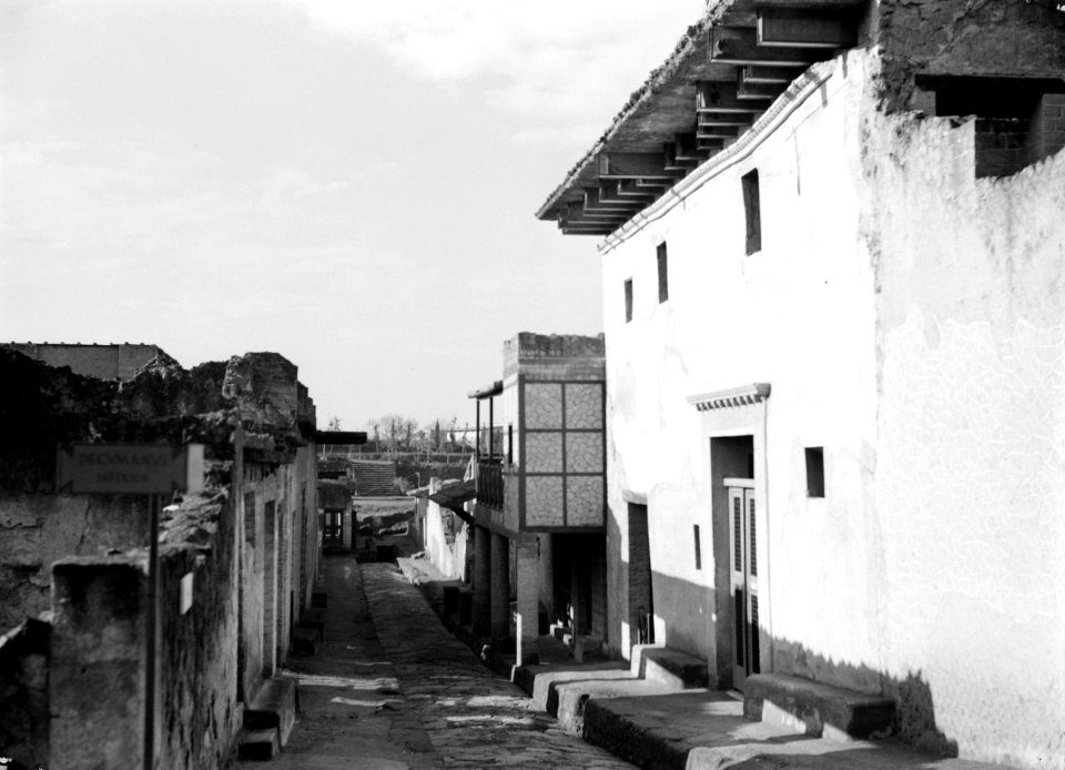 Straatbeeld in de stad Herculaneum, Bestanddeelnr 255-8839