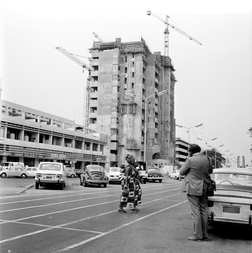 Straatbeeld in Kinshasa, Bestanddeelnr 926-7687