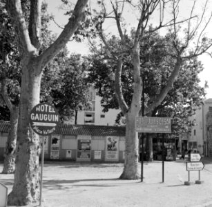 Straatbeeld in Arles, Bestanddeelnr 252-1883