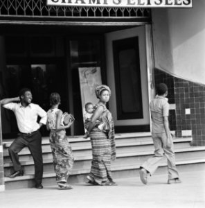 Straatbeeld in Kinshasa, Bestanddeelnr 926-7694
