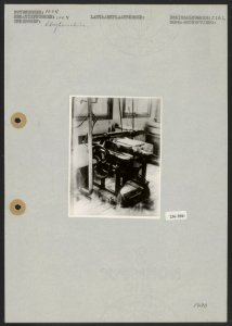 Strijkmachine, Bestanddeelnr 256-3581