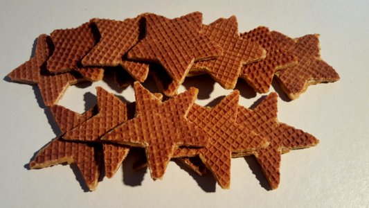Stroopwafels for Christmas drink at WikiSaturday (25)