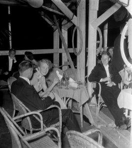 Studentenbal in Lido Amsterdam, Bestanddeelnr 905-1956