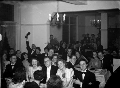 Studentenfeest, Bestanddeelnr 901-5090