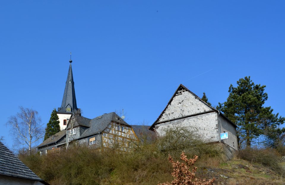 Strinz-Trinitatis, Kirchbergstraße 14 (1)