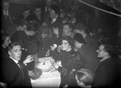 Studentenfeest, Bestanddeelnr 901-4841