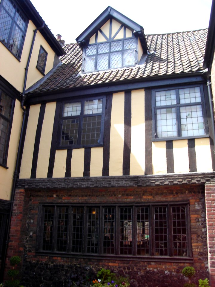 Strangers' Hall Museum Norwich 4
