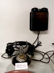 Stromberg Carlson SC 1178, cradle set by North Electric, 1929 - Telephone Museum - Waltham, Massachusetts -DSC08191