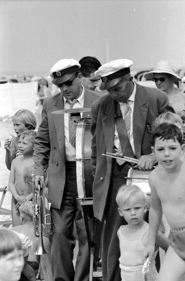 Strandfanfare van Zandvoort treedt weer op, Bestanddeelnr 911-4996